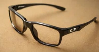 Youth Oakley Baseball Glasses